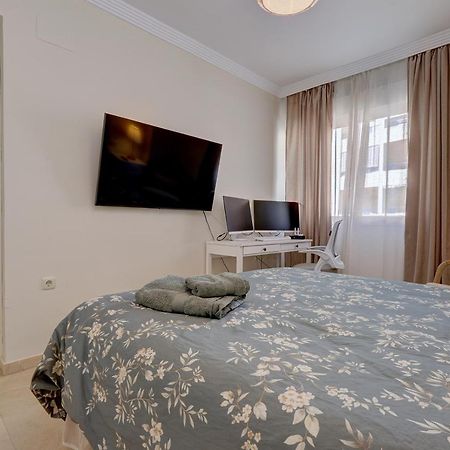 Lujo En Banana Beach Primera Linea De Playa ماربيا المظهر الخارجي الصورة