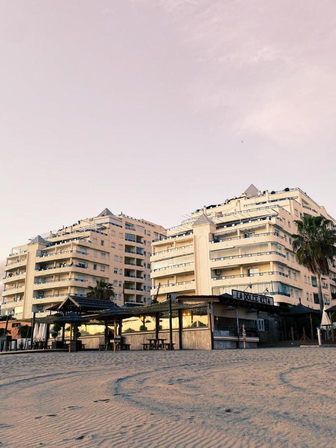 Lujo En Banana Beach Primera Linea De Playa ماربيا المظهر الخارجي الصورة