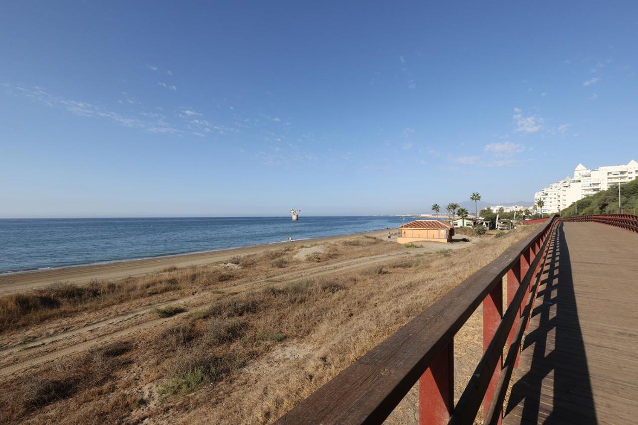 Lujo En Banana Beach Primera Linea De Playa ماربيا المظهر الخارجي الصورة